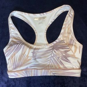 Women’s Forever 21 sports bra